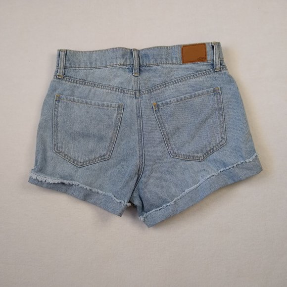 Aero Women's Mom Short Button Fly Light Wash Denim Casual Size 2 - Picture 4 of 4